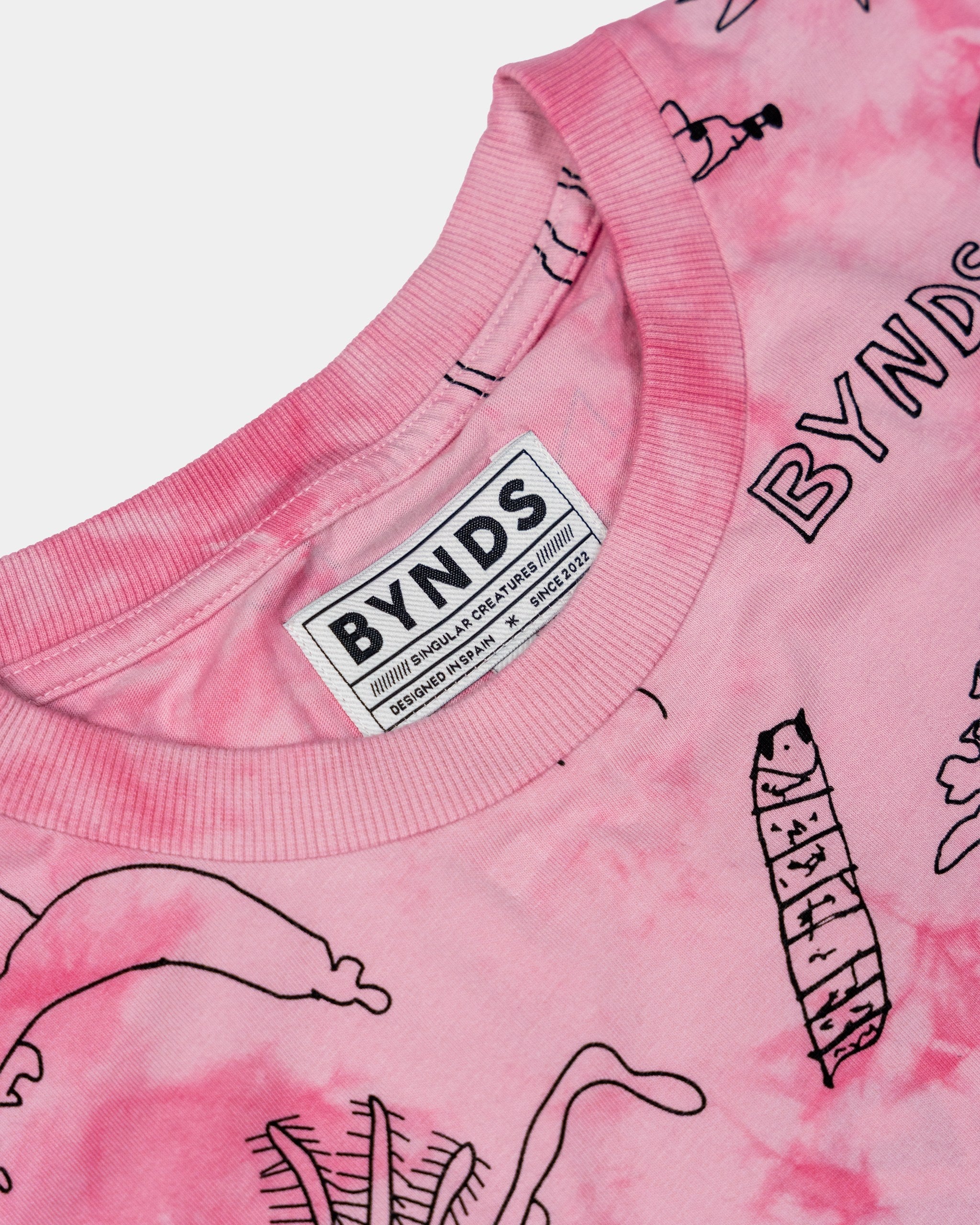 BYNDS · into-the-pink-clouds-tshirt-tie-dye · detail