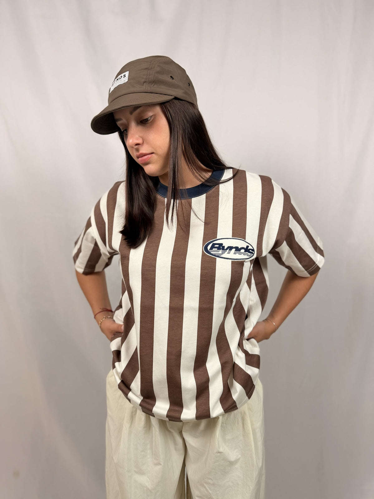 BYNDS RAYAS CHOCO LOGO T-SHIRT