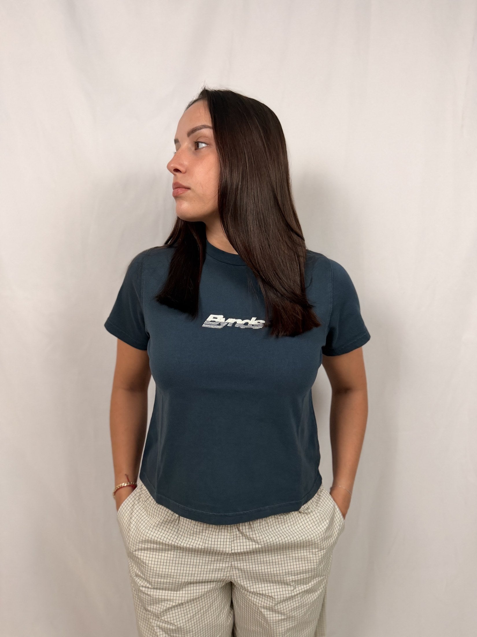 BYNDS CROP LOGO NAVY T-SHIRT