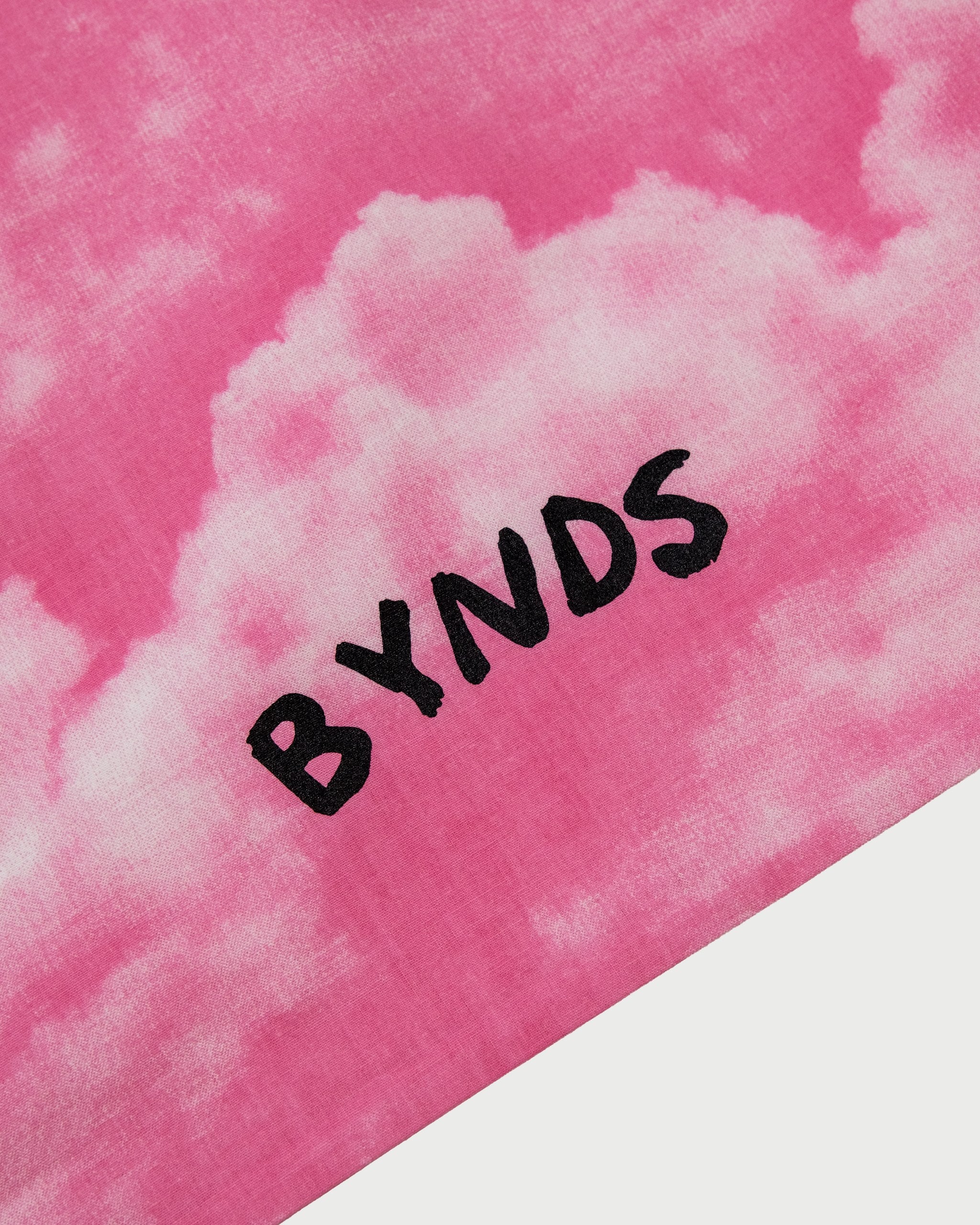 BYNDS · into-the-clouds-bag · detail