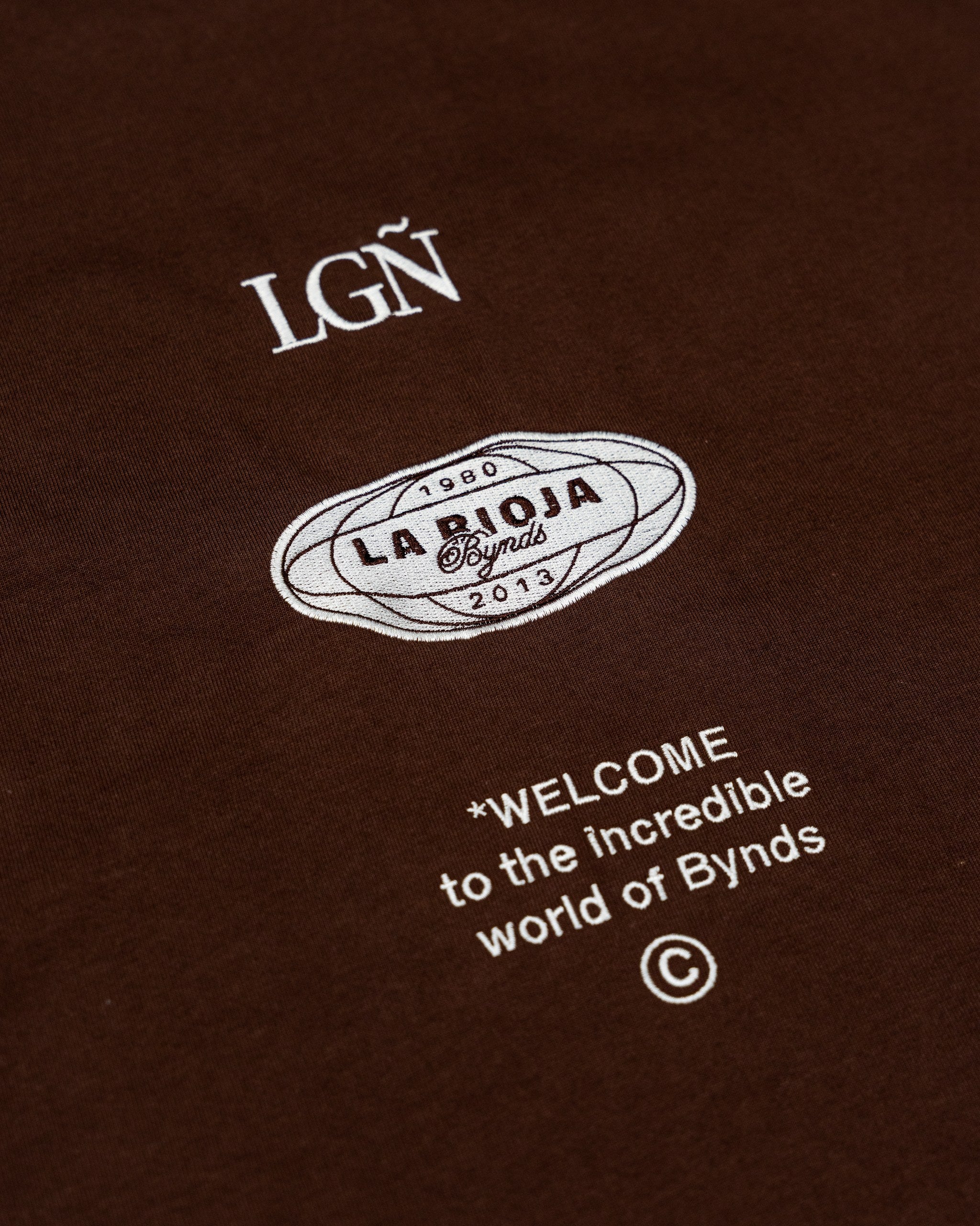 BYNDS · bynds-chocolate-tshirt · detail