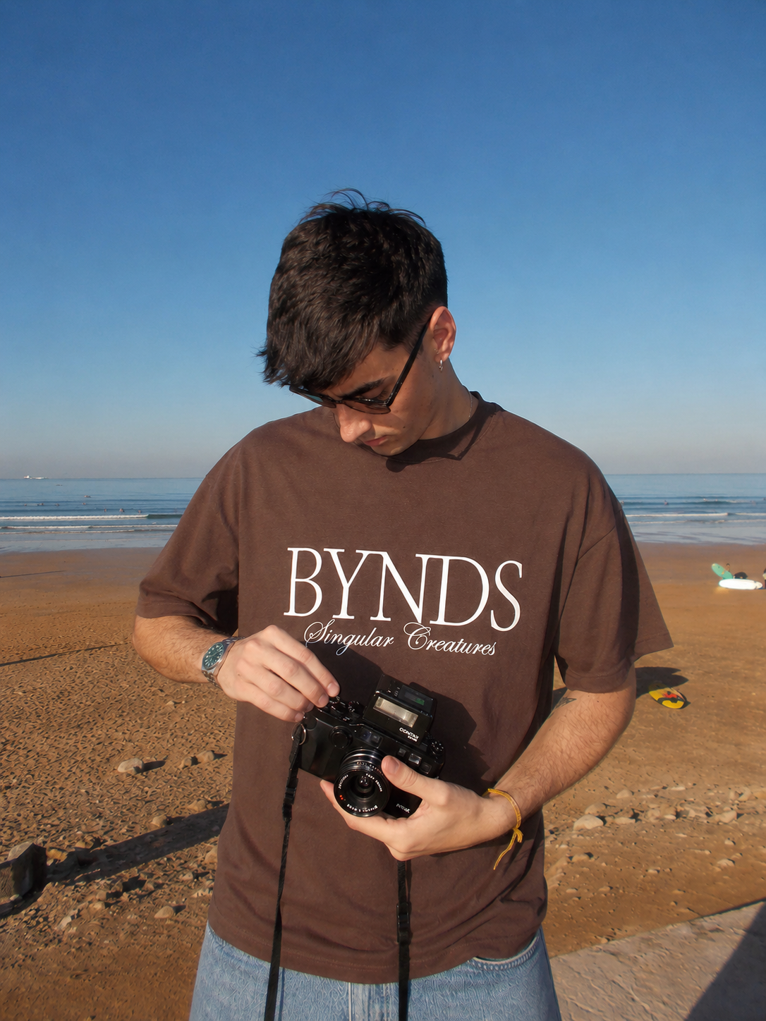 Look BYNDS · bynds-chocolate-tshirt
