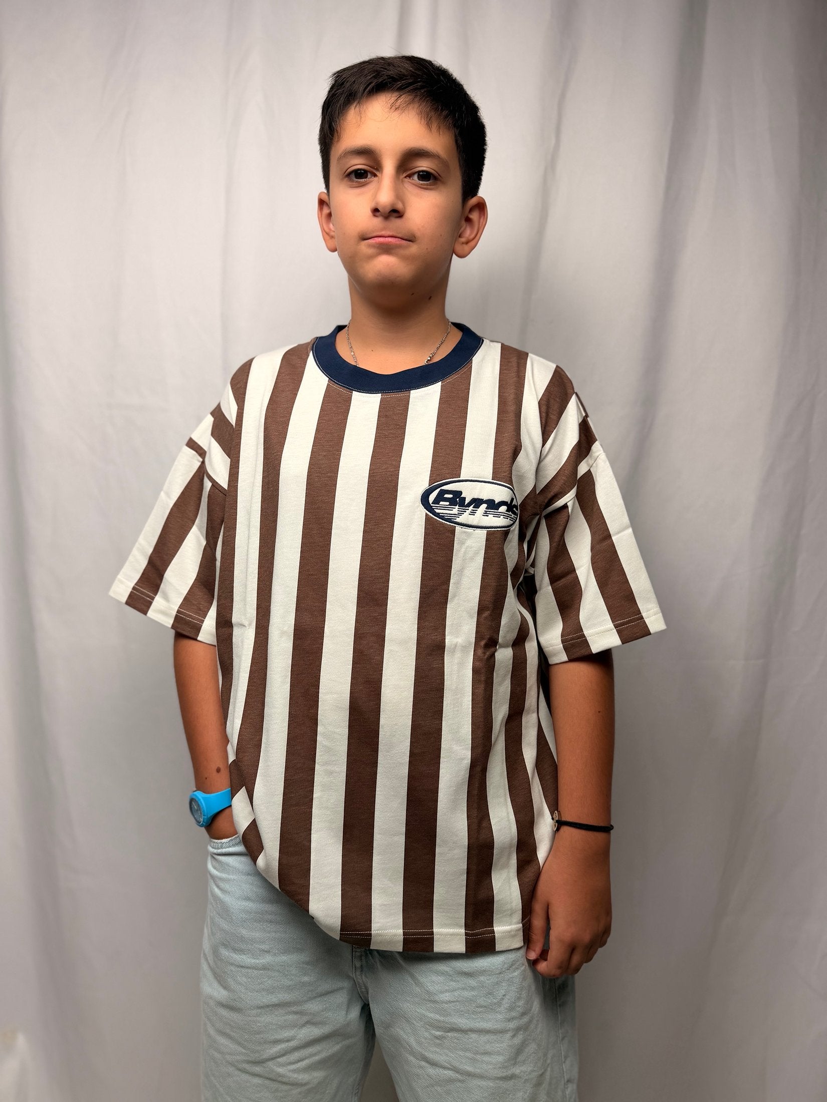 BYNDS RAYAS CHOCO LOGO T-SHIRT