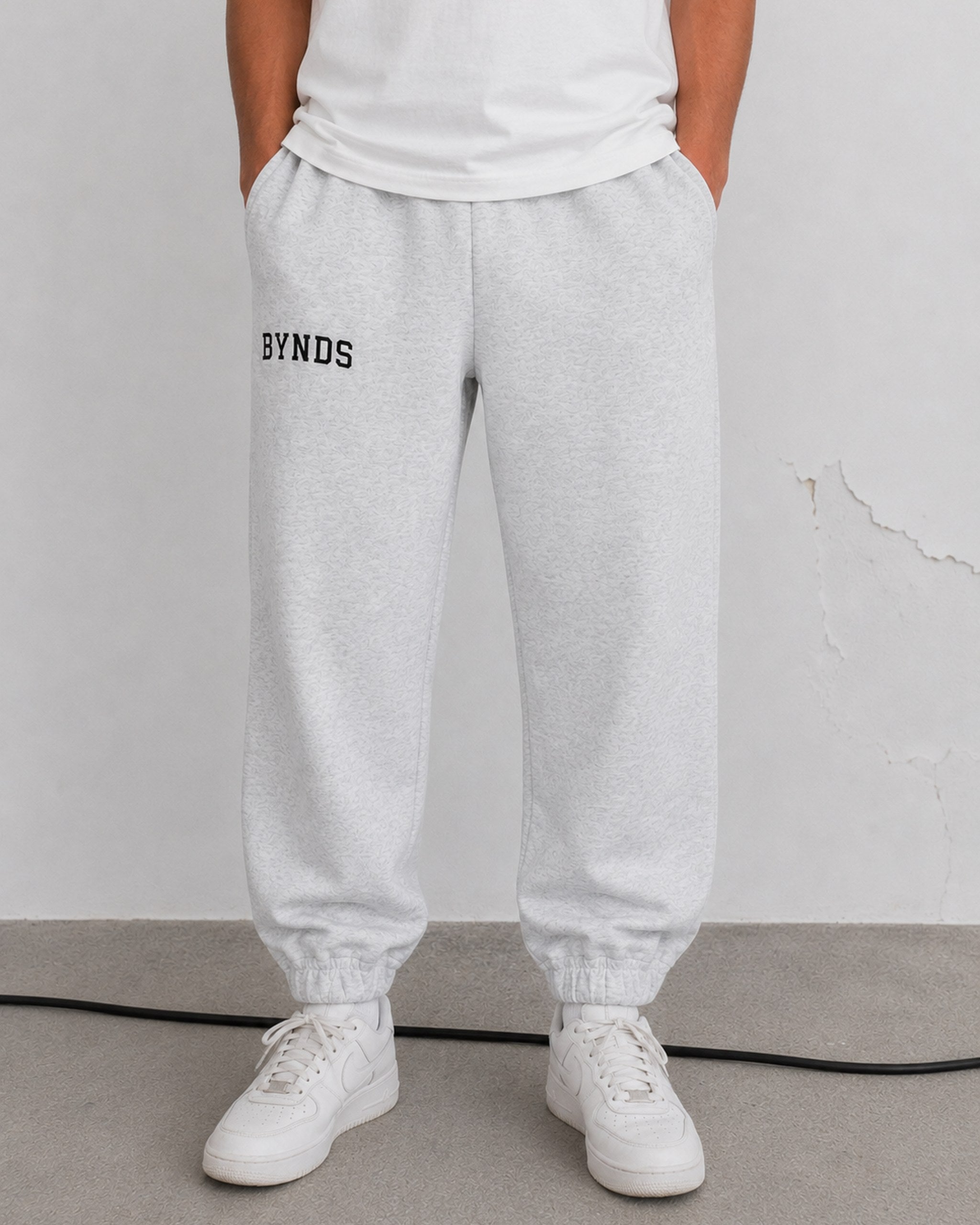 BYNDS · too-cool-for-school-sweatpants-light-grey-melange · lifestyle · CHICO/DETAIL-SWETPANT.png