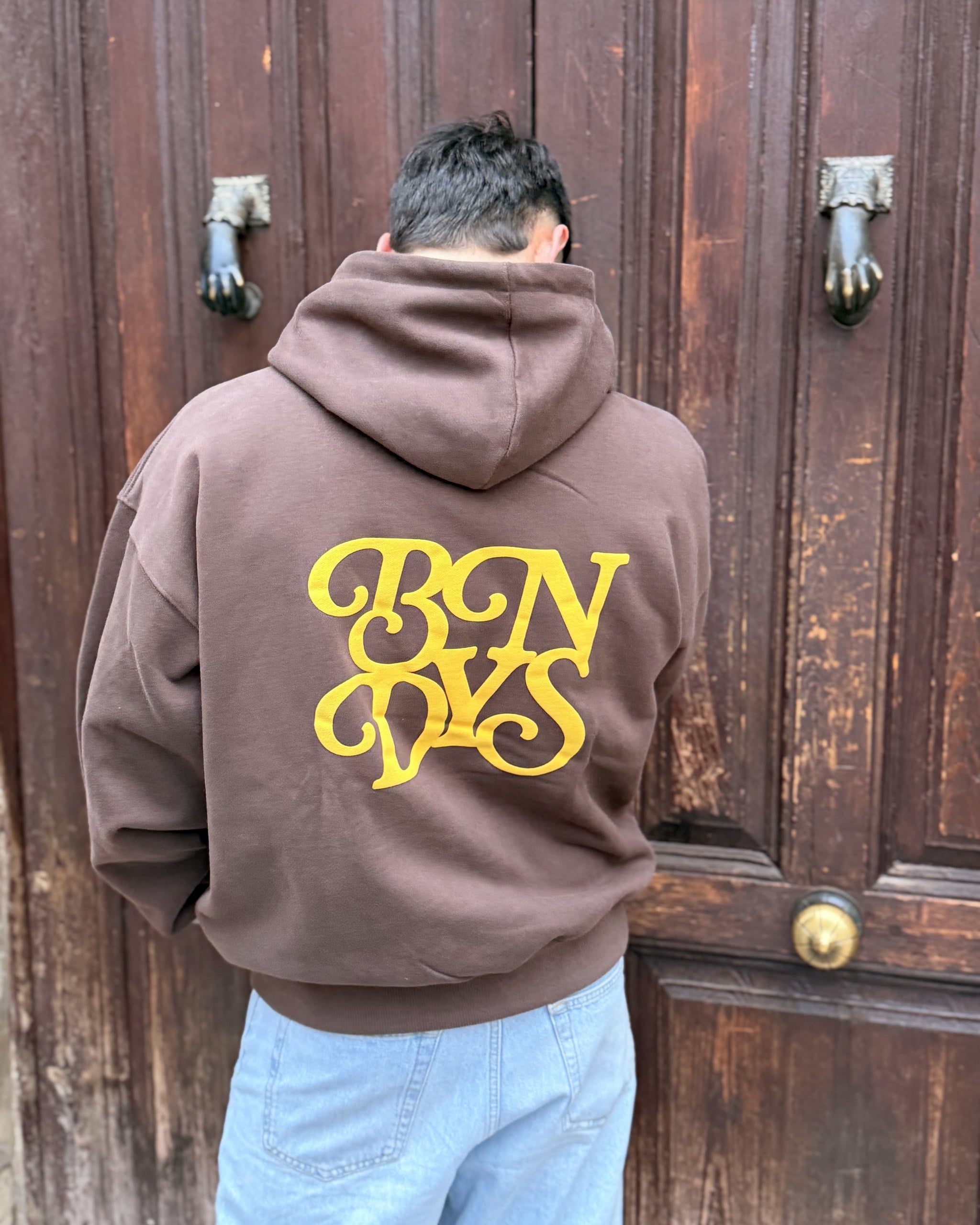 BYNDS · lgn-yellow-hoodie · lifestyle · IMG_3295